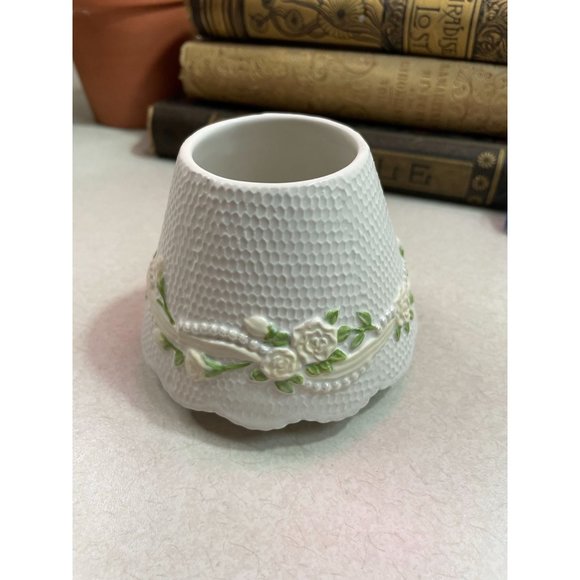Yankee Candle Small Candle Shade White Lace Roses Pearls Wedding - Picture 6 of 8
